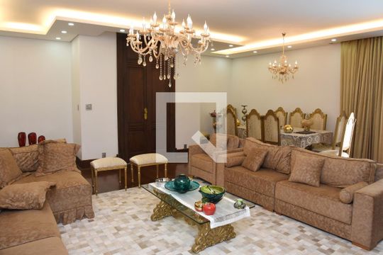 Sala de casa à venda com 3 quartos, 1000m² em Jardim Santa Helena, São Paulo