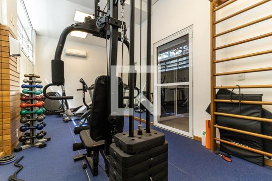 Academia de apartamento à venda com 2 quartos, 57m² em República, São Paulo