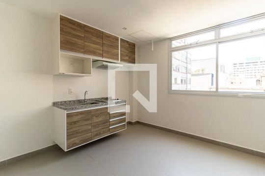 Cozinha de apartamento à venda com 2 quartos, 57m² em República, São Paulo