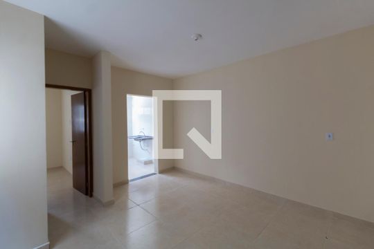 Sala de apartamento para alugar com 2 quartos, 45m² em Cangaiba, São Paulo