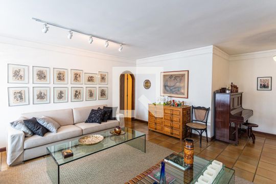 Sala 1 de apartamento para alugar com 4 quartos, 280m² em Savassi, Belo Horizonte