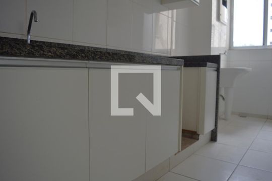 Cozinha - Armários de apartamento para alugar com 3 quartos, 86m² em Buritis, Belo Horizonte