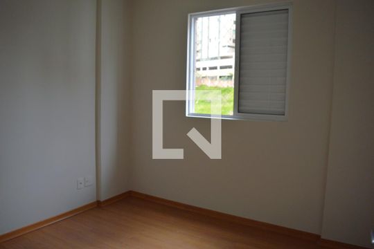 Quarto 3 de apartamento para alugar com 3 quartos, 86m² em Buritis, Belo Horizonte