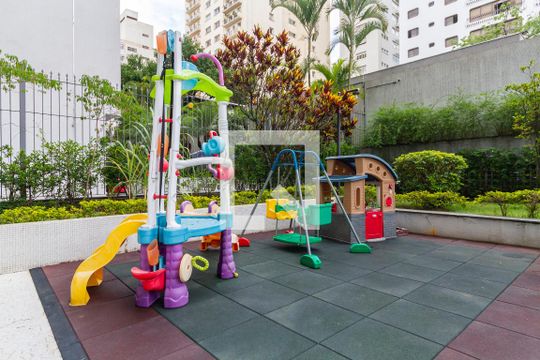 Área comum - Playground de apartamento para alugar com 3 quartos, 130m² em Jardins, São Paulo