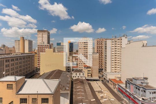 Vista da Sala de apartamento à venda com 4 quartos, 143m² em Centro, Campinas