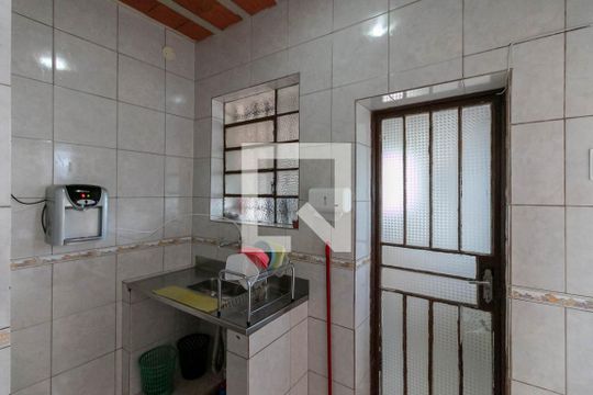 Cozinha e Área de Serviço de casa à venda com 4 quartos, 124m² em Carlos Prates, Belo Horizonte
