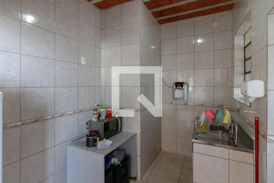 Cozinha e Área de Serviço de casa à venda com 4 quartos, 124m² em Carlos Prates, Belo Horizonte