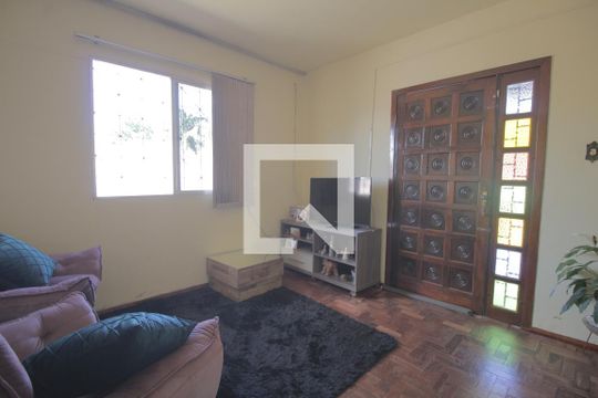 Casa à venda com 2 quartos, 300m² em Estância Velha, Canoas