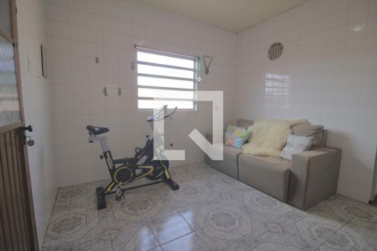 Sala 2 de casa à venda com 2 quartos, 300m² em Estância Velha, Canoas