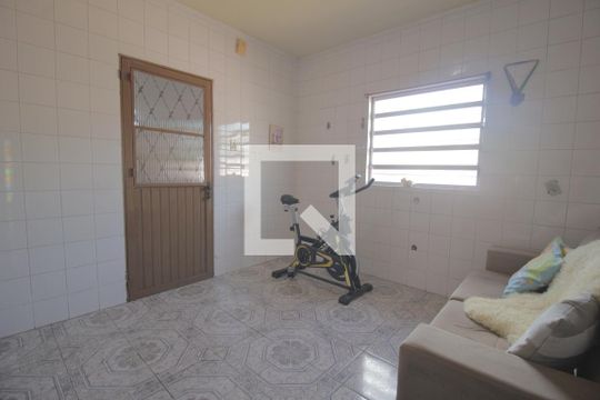 Sala 2 de casa à venda com 2 quartos, 300m² em Estância Velha, Canoas