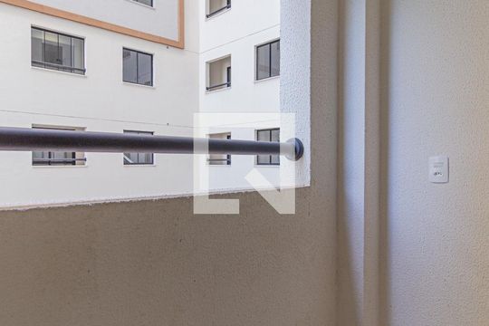 Sacada de kitnet/studio à venda com 1 quarto, 24m² em Bonfim, Osasco