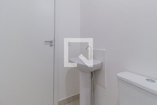 Banheiro de kitnet/studio à venda com 1 quarto, 24m² em Bonfim, Osasco