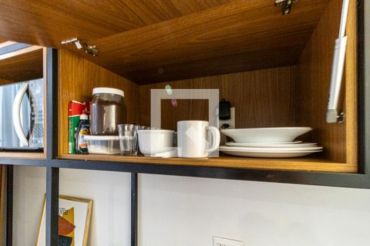 Cozinha- Utensílios de kitnet/studio para alugar com 1 quarto, 11m² em Vila Buarque, São Paulo