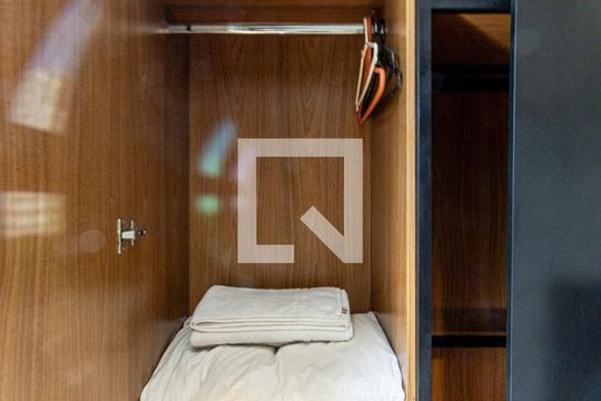 Studio - Armário de kitnet/studio para alugar com 1 quarto, 11m² em Vila Buarque, São Paulo
