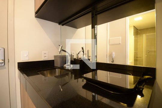 Cozinha de kitnet/studio para alugar com 1 quarto, 22m² em Vila Mariana, São Paulo
