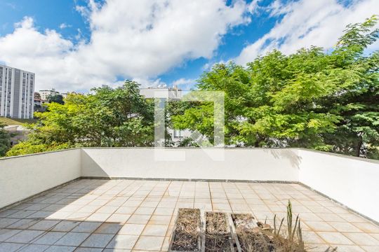 Varanda de apartamento à venda com 3 quartos, 130m² em Cinquentenario, Belo Horizonte