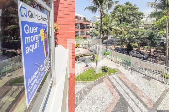 Plaquinha de apartamento à venda com 3 quartos, 139m² em Barra da Tijuca, Rio de Janeiro
