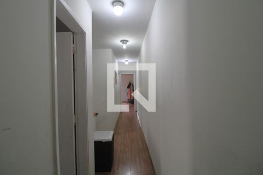 Corredor de casa à venda com 3 quartos, 230m² em Vila São Paulo, São Paulo
