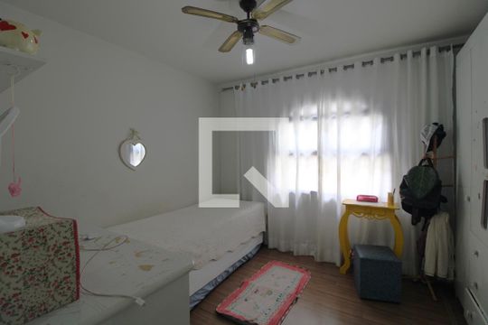 Quarto 1 de casa à venda com 3 quartos, 230m² em Vila São Paulo, São Paulo