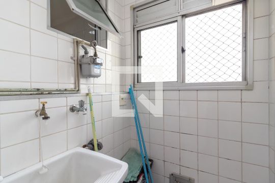 Área de Serviço de apartamento à venda com 3 quartos, 60m² em Vila Amélia, São Paulo