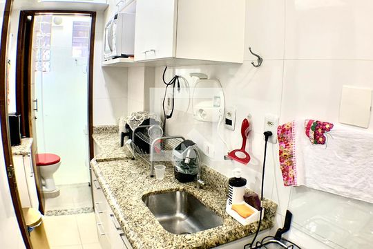 Cozinha de apartamento à venda com 1 quarto, 24m² em Centro, São Paulo