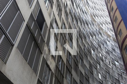 Fachada de kitnet/studio para alugar com 1 quarto, 34m² em Consolação, São Paulo