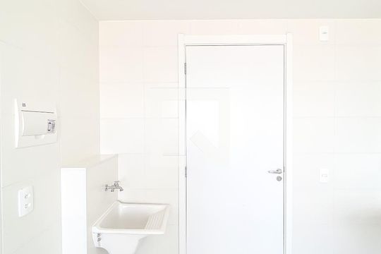 Área de Serviço de apartamento para alugar com 1 quarto, 24m² em Vila Claudia, São Paulo