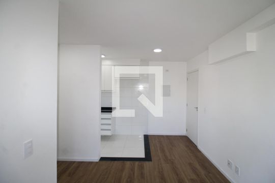 Sala / Cozinha de apartamento para alugar com 1 quarto, 35m² em Vila Dom Pedro Ii, São Paulo