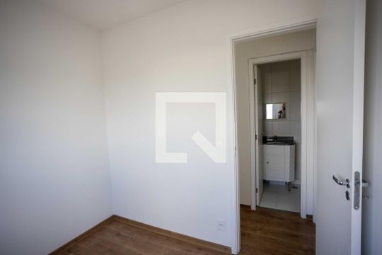 Quarto 2 de apartamento para alugar com 2 quartos, 51m² em Centro, Diadema