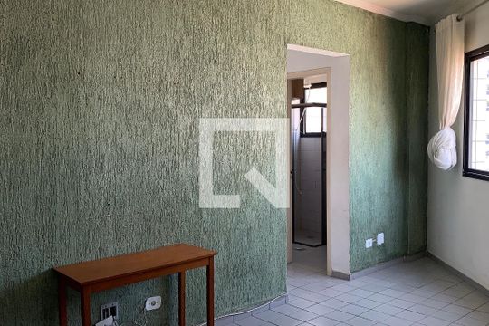 Sala  de apartamento para alugar com 1 quarto, 50m² em Guilhermina, Praia Grande
