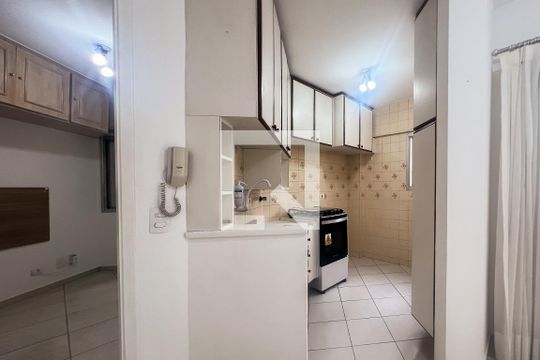 Cozinha de apartamento à venda com 1 quarto, 35m² em Planalto Paulista, São Paulo