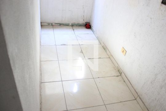 Área externa da cozinha/quintal de casa para alugar com 1 quarto, 40m² em Parque Continental I, Guarulhos