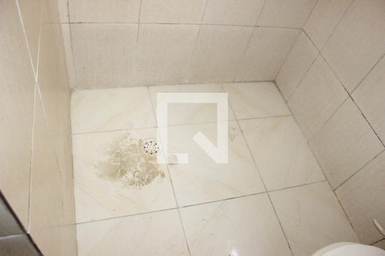 Banheiro de casa para alugar com 1 quarto, 40m² em Parque Continental I, Guarulhos