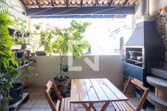 Área de Serviço de casa à venda com 3 quartos, 120m² em Conceição, Diadema