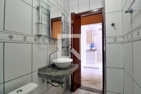 Banheiro de apartamento para alugar com 1 quarto, 120m² em Jardim Ana Maria, Santo André
