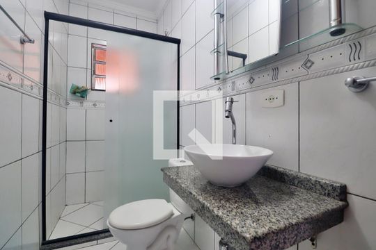 Banheiro de apartamento para alugar com 1 quarto, 120m² em Jardim Ana Maria, Santo André
