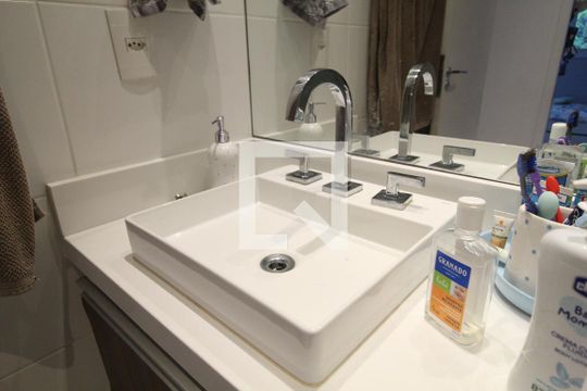 Banheiro Social de apartamento à venda com 3 quartos, 90m² em Freguesia de Jacarepaguá, Rio de Janeiro