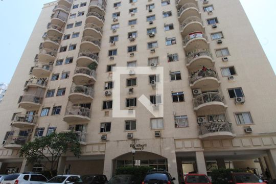 Fachada do bloco de apartamento à venda com 3 quartos, 90m² em Vila da Penha, Rio de Janeiro