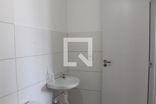 Banheiro Corredor de apartamento para alugar com 2 quartos, 55m² em Cabula, Salvador