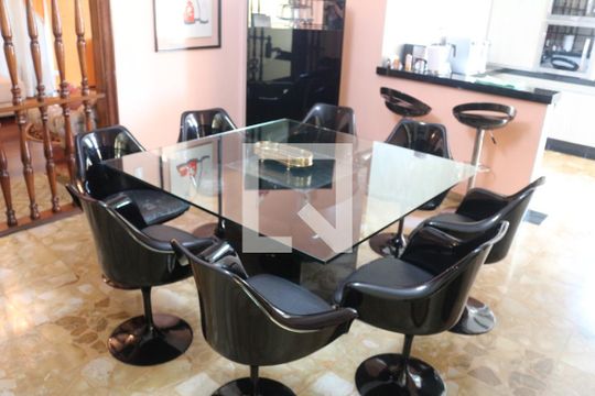 Sala de Jantar de casa à venda com 4 quartos, 400m² em Osvaldo Cruz, São Caetano do Sul