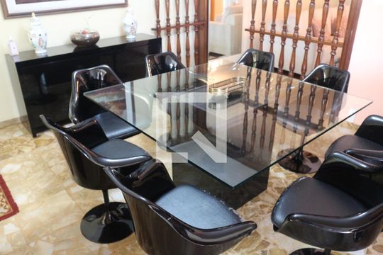 Sala de Jantar de casa à venda com 4 quartos, 400m² em Osvaldo Cruz, São Caetano do Sul