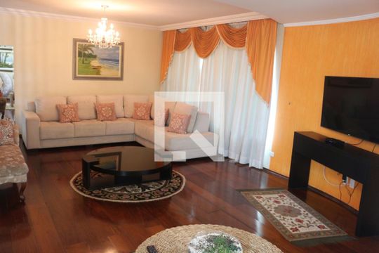 Sala de casa à venda com 4 quartos, 400m² em Osvaldo Cruz, São Caetano do Sul