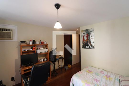 Quarto 1 de casa de condomínio à venda com 4 quartos, 175m² em Ingá, Niterói