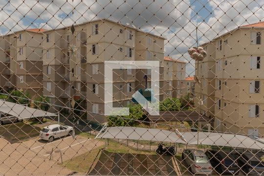 Sacada da Sala de apartamento para alugar com 2 quartos, 41m² em Vila Marieta, Campinas