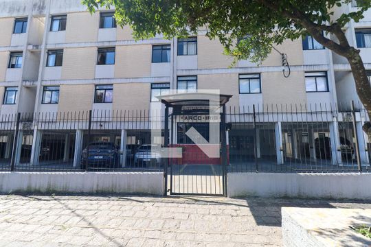 Fachado do condomínio de apartamento para alugar com 3 quartos, 89m² em Campina do Siqueira, Curitiba