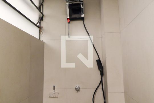 Banheiro Social de apartamento para alugar com 3 quartos, 89m² em Campina do Siqueira, Curitiba