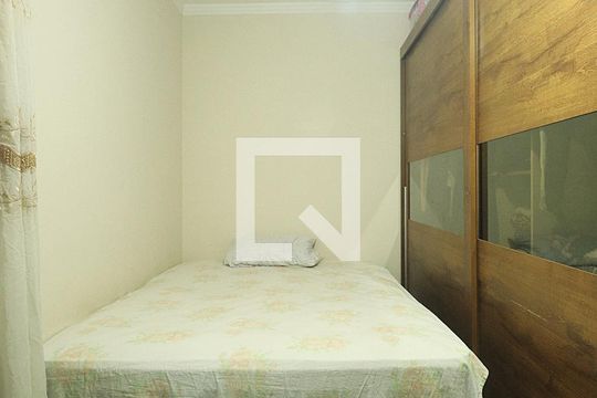 Quarto 1 de apartamento à venda com 2 quartos, 100m² em Jardim Santo Antônio, Santo André