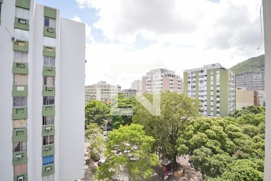 Vista da Sala de apartamento à venda com 3 quartos, 103m² em Tijuca, Rio de Janeiro
