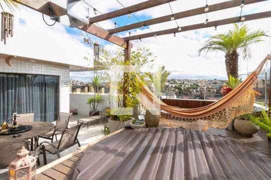 Área comum de apartamento para alugar com 3 quartos, 200m² em Barreiro, Belo Horizonte