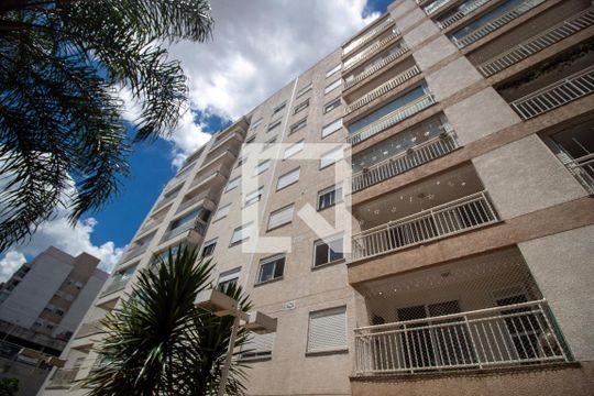 Fachada de apartamento à venda com 3 quartos, 81m² em Vila Isa, São Paulo